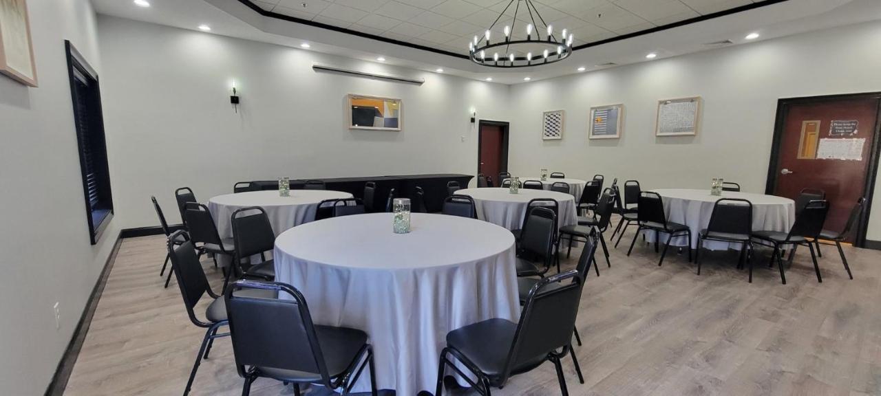 Holiday Inn Express Hotel & Suites Newton Sparta By Ihg מראה חיצוני תמונה