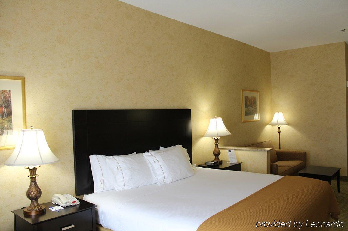 Holiday Inn Express Hotel & Suites Newton Sparta, An Ihg Hotel חדר תמונה