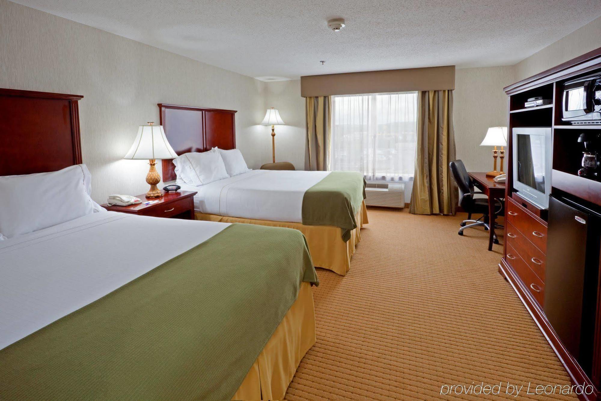Holiday Inn Express Hotel & Suites Newton Sparta, An Ihg Hotel חדר תמונה