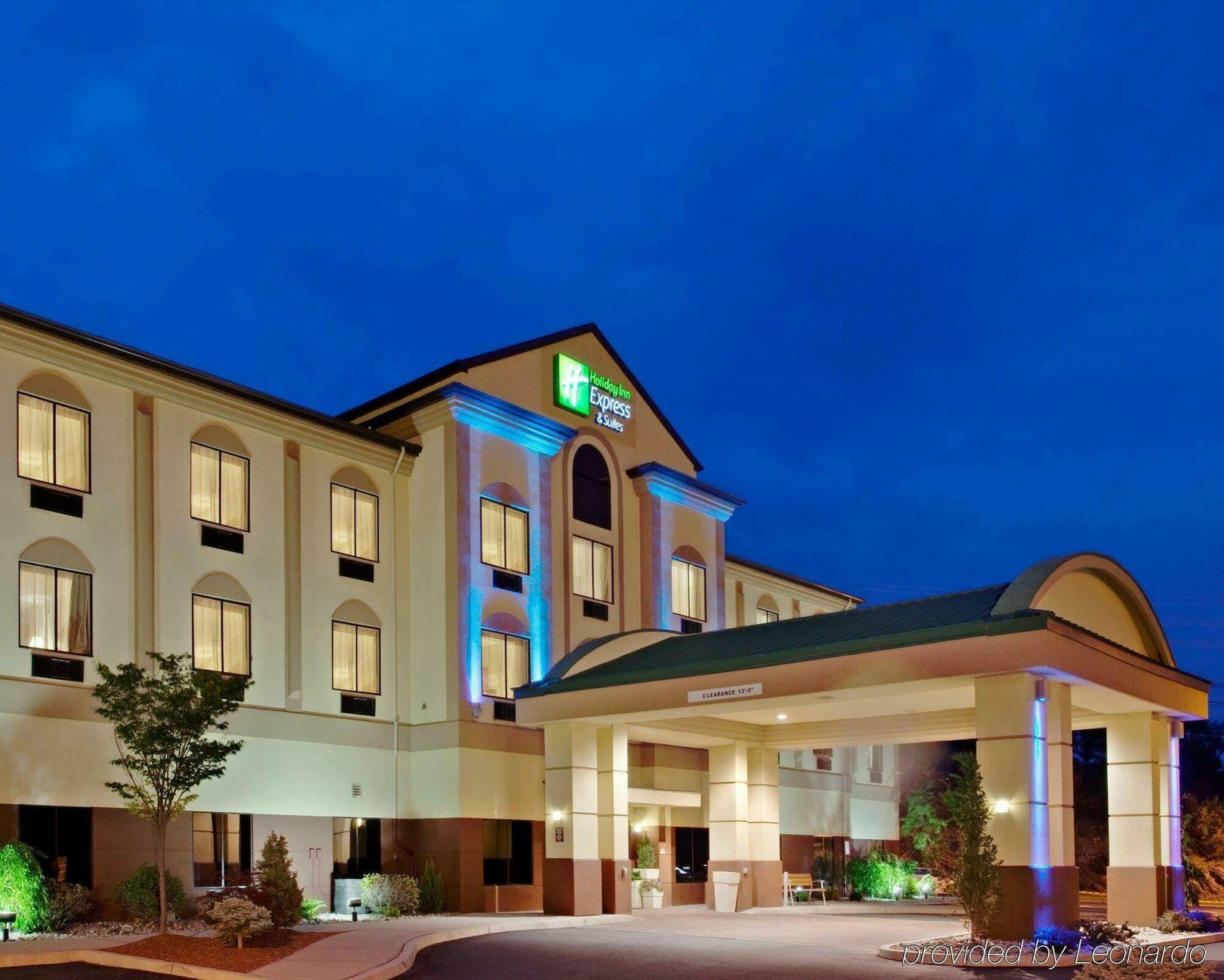 Holiday Inn Express Hotel & Suites Newton Sparta By Ihg מראה חיצוני תמונה